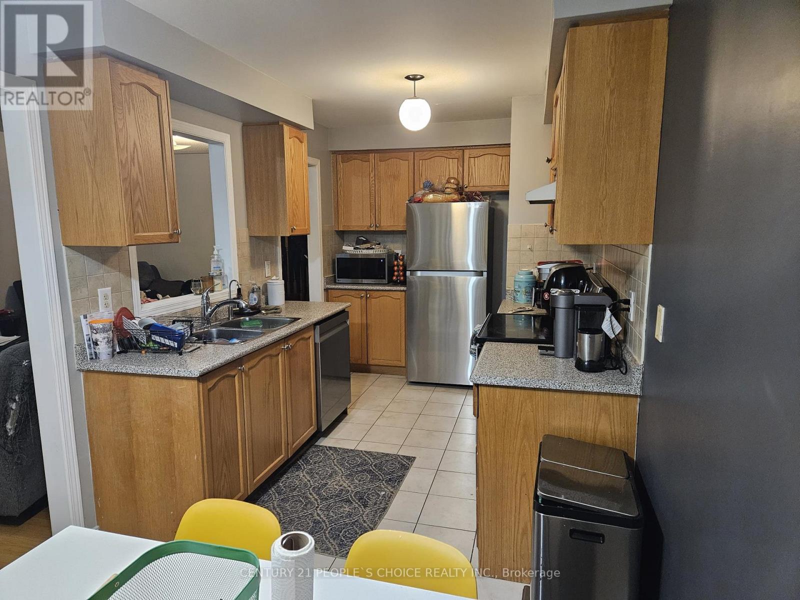 1305 Brandon Terrace, Milton, Ontario  L9T 7R3 - Photo 3 - W12907648