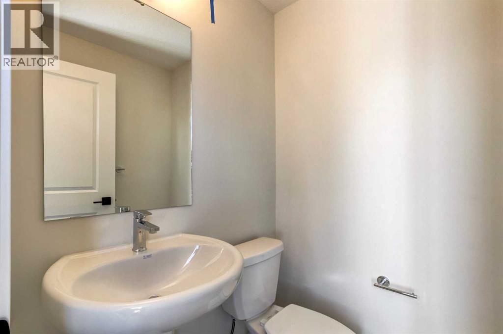 70 Setonvista Grove Se, Calgary, Alberta  T3M 4H8 - Photo 15 - A2265045