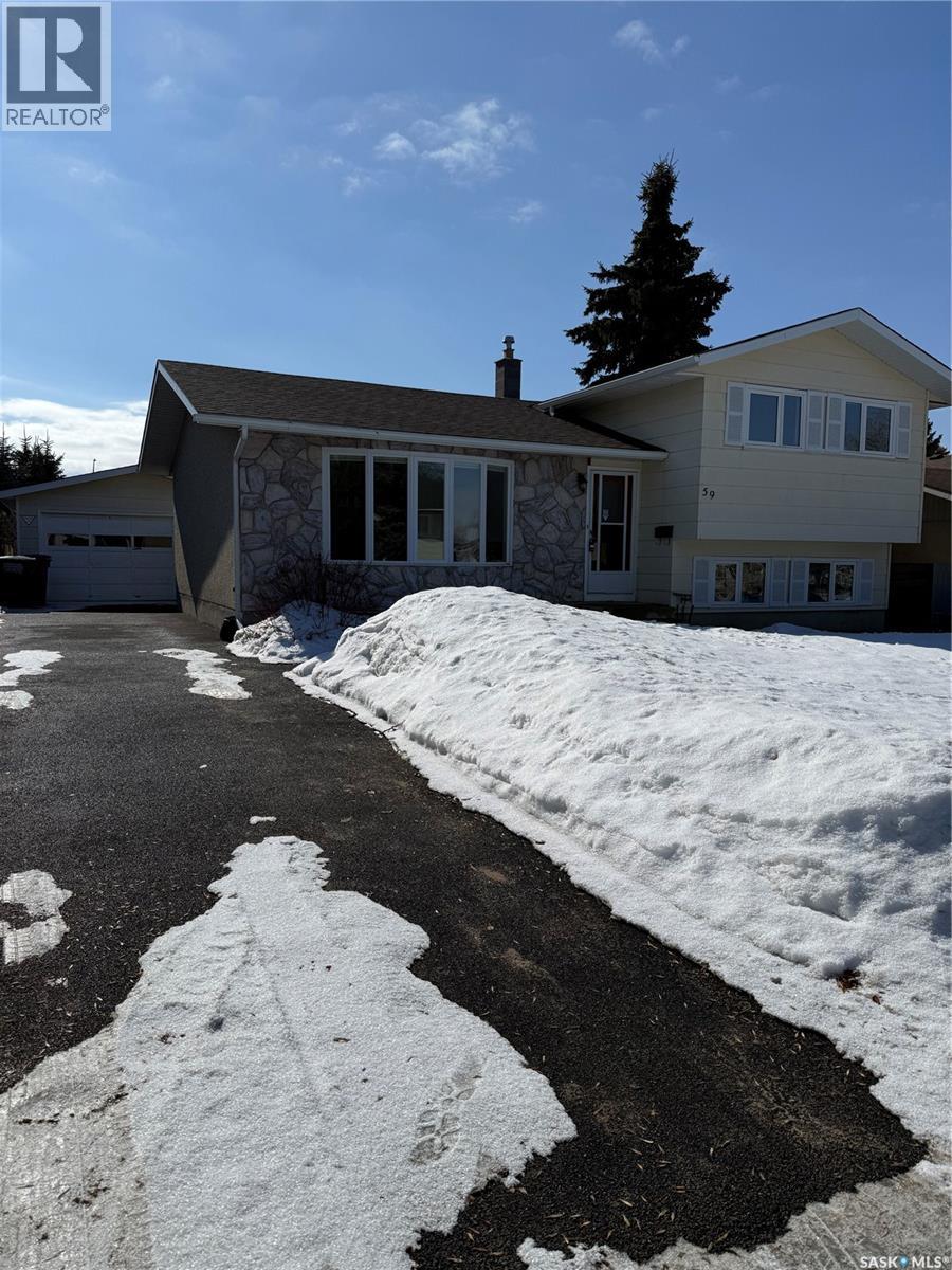 59 Mcdougall Crescent, Saskatoon, Saskatchewan  S7L 5B9 - Photo 3 - SK031023