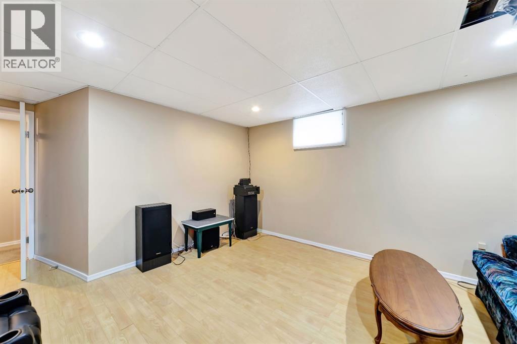 207 3rd Avenue E, Neilburg, Saskatchewan  S0M 2C0 - Photo 30 - A2294907