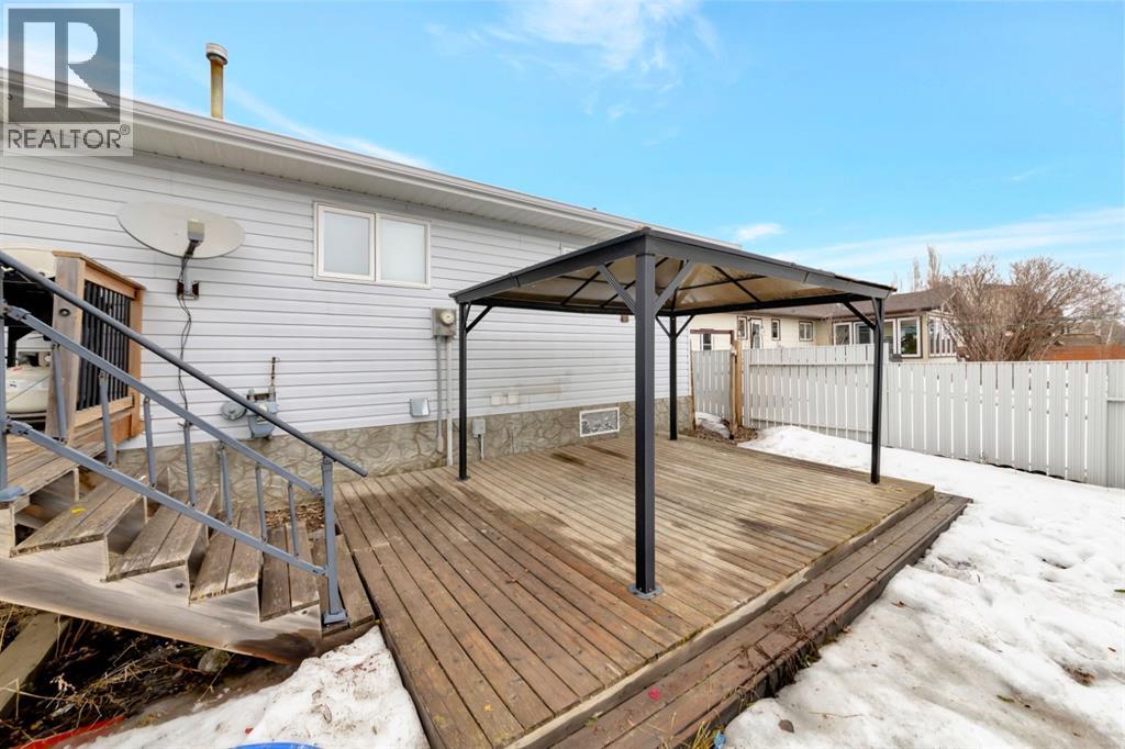 207 3rd Avenue E, Neilburg, Saskatchewan  S0M 2C0 - Photo 34 - A2294907