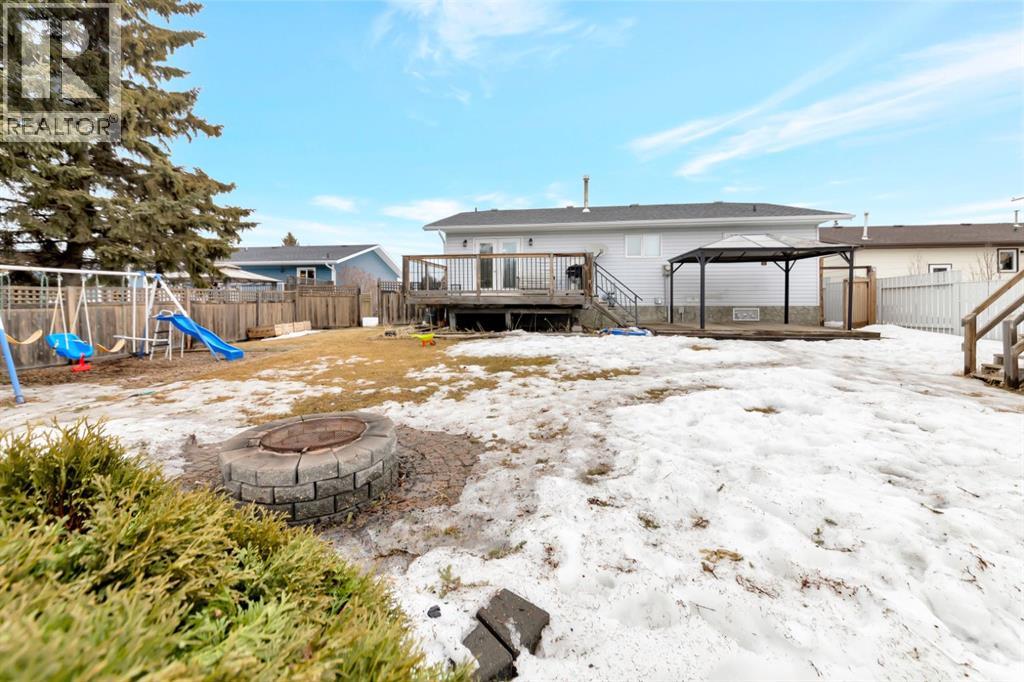 207 3rd Avenue E, Neilburg, Saskatchewan  S0M 2C0 - Photo 43 - A2294907
