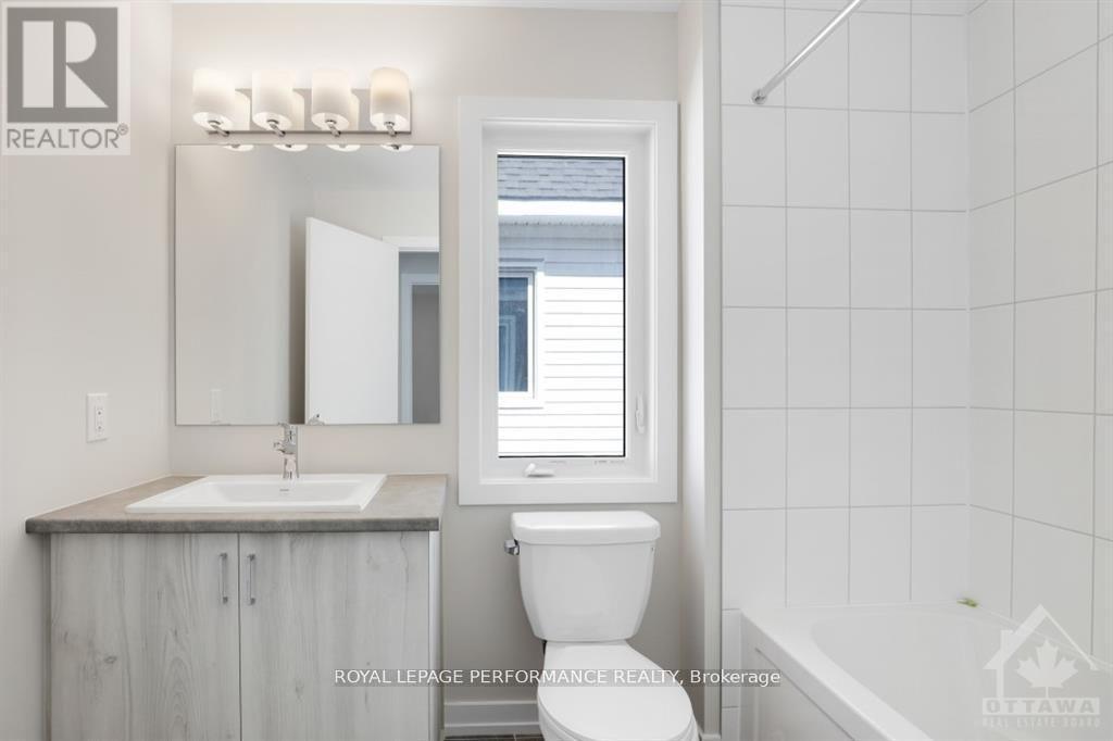 522 Oldenburg Avenue, Ottawa, Ontario  K0A 2Z0 - Photo 25 - X12907644