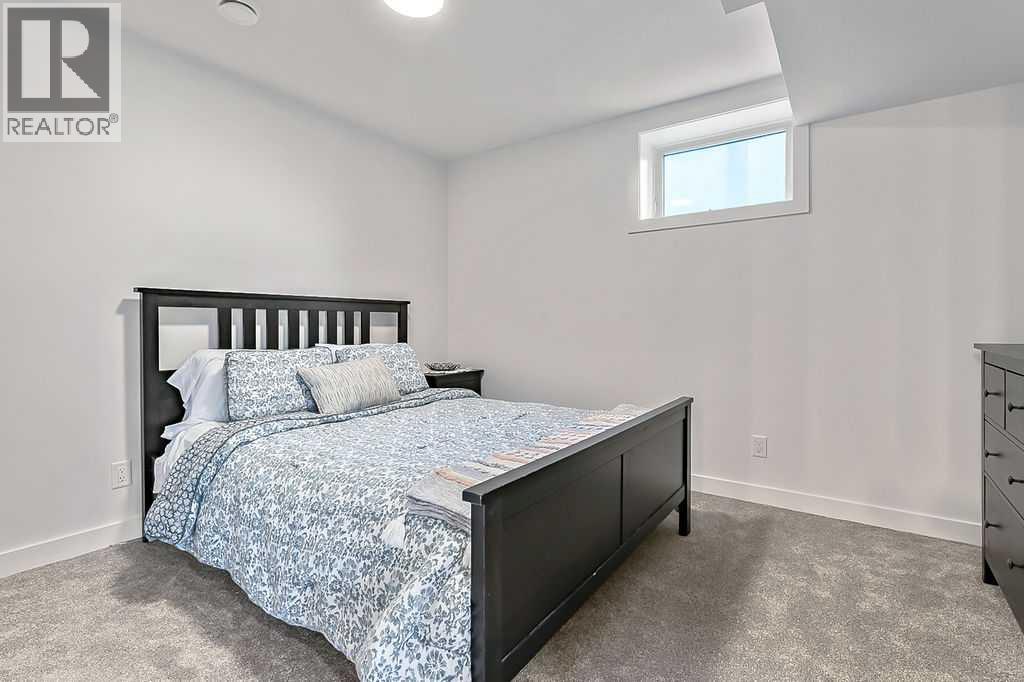 236 Mt Sparrowhawk Place SE, Calgary, Alberta  T2Z 2G8 - Photo 47 - A2294294