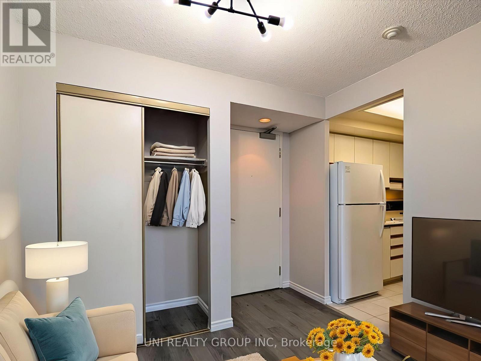 510 - 45 Holland Avenue, Ottawa, Ontario  K1Y 4S3 - Photo 10 - X12907664