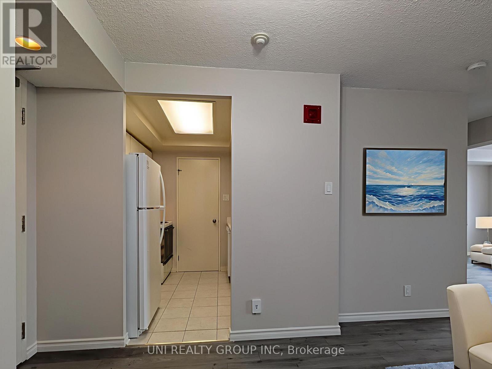 510 - 45 Holland Avenue, Ottawa, Ontario  K1Y 4S3 - Photo 11 - X12907664