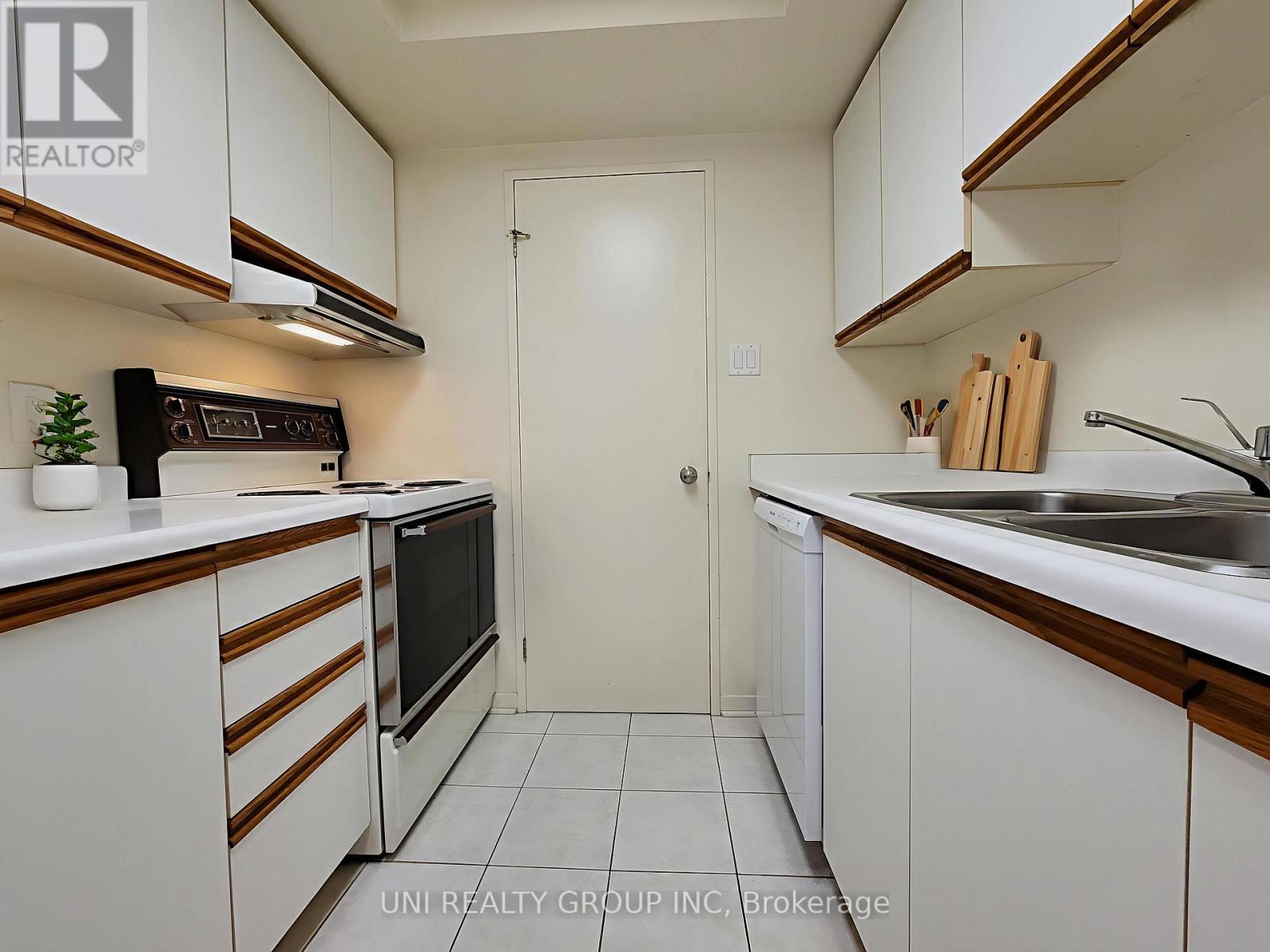 510 - 45 Holland Avenue, Ottawa, Ontario  K1Y 4S3 - Photo 14 - X12907664