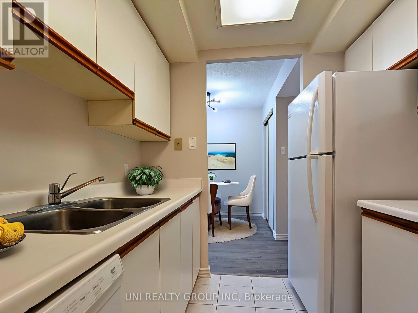 510 - 45 Holland Avenue, Ottawa, Ontario  K1Y 4S3 - Photo 16 - X12907664