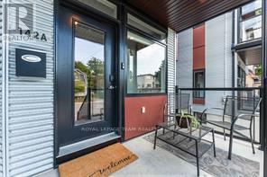 A - 142 A Queen Mary Street, Ottawa, Ontario  K1K 1X5 - Photo 2 - X12907670