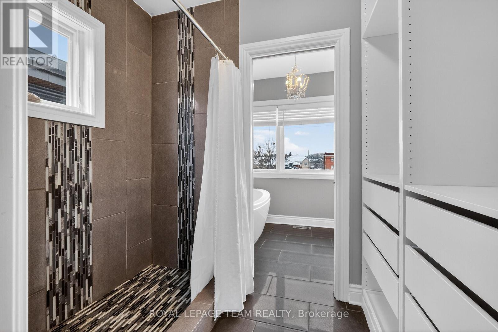 A - 142 A Queen Mary Street, Ottawa, Ontario  K1K 1X5 - Photo 32 - X12907670