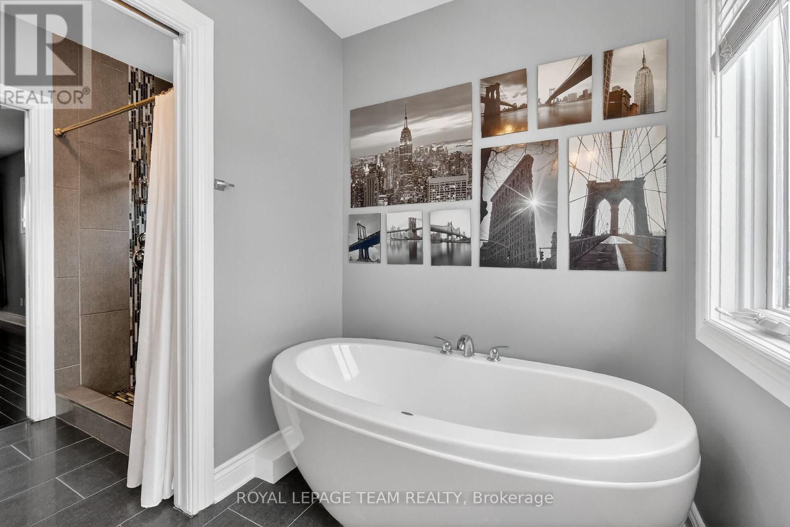 A - 142 A Queen Mary Street, Ottawa, Ontario  K1K 1X5 - Photo 33 - X12907670