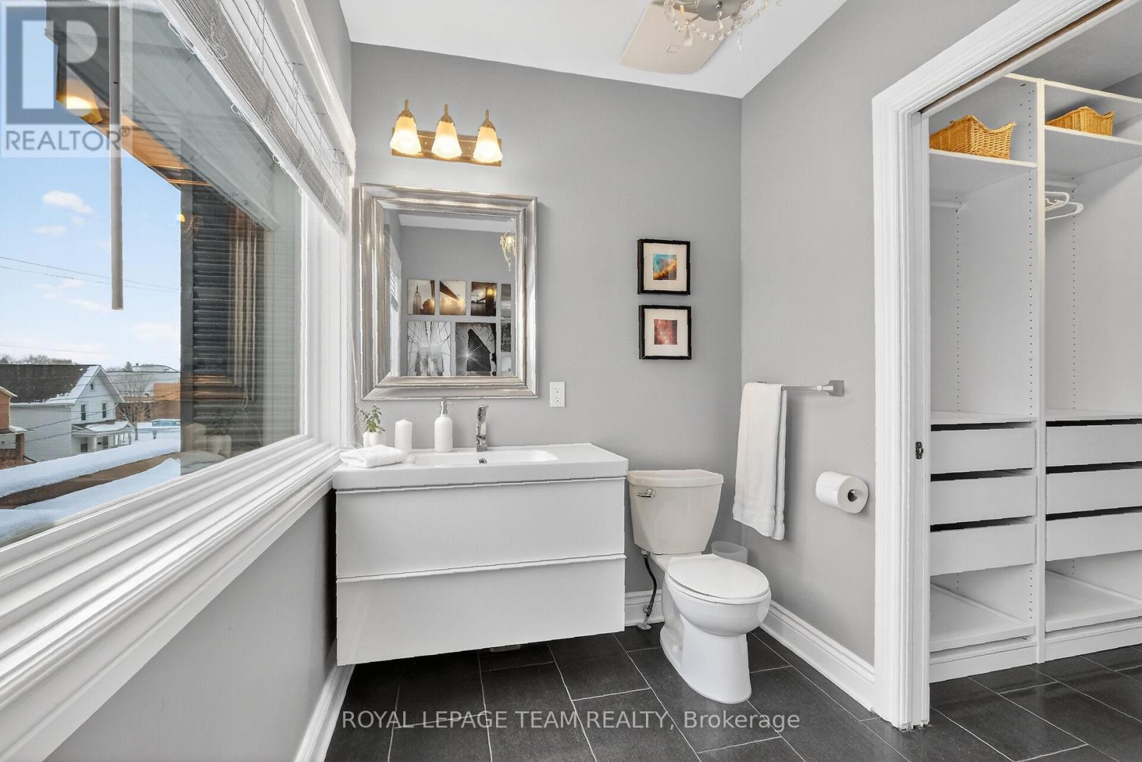 A - 142 A Queen Mary Street, Ottawa, Ontario  K1K 1X5 - Photo 37 - X12907670