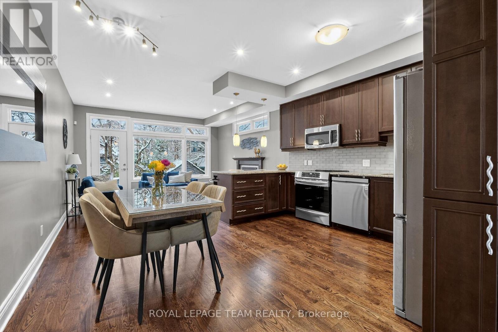 A - 142 A Queen Mary Street, Ottawa, Ontario  K1K 1X5 - Photo 7 - X12907670