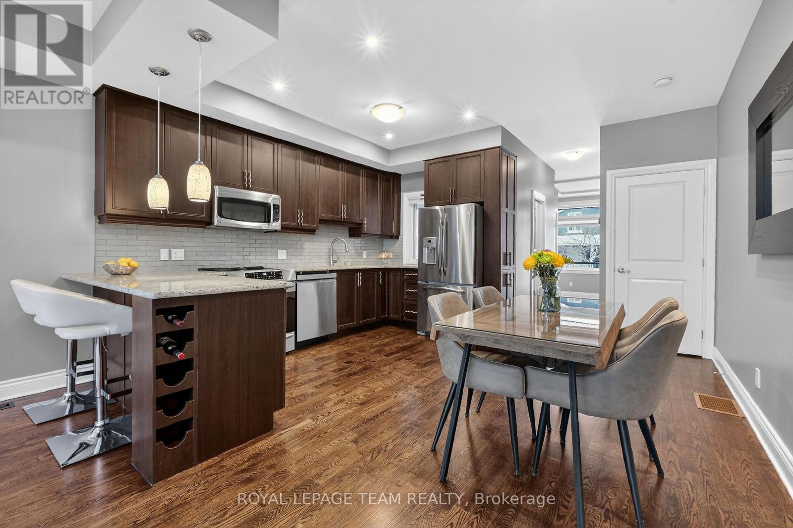 A - 142 A Queen Mary Street, Ottawa, Ontario  K1K 1X5 - Photo 8 - X12907670