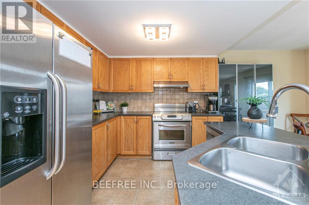 1149 Halton Terrace S, Ottawa, Ontario  K2W 1G9 - Photo 21 - X12907674