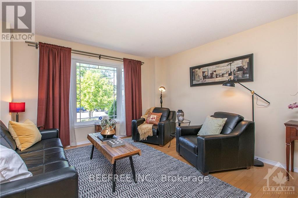 1149 Halton Terrace S, Ottawa, Ontario  K2W 1G9 - Photo 5 - X12907674