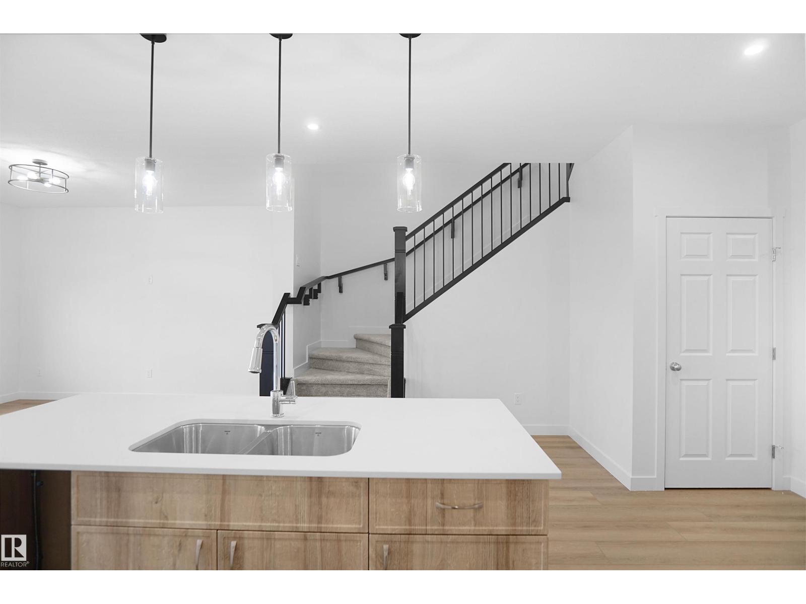 19446 22a Av Nw, Edmonton, Alberta  T6M 1P9 - Photo 6 - E4478641