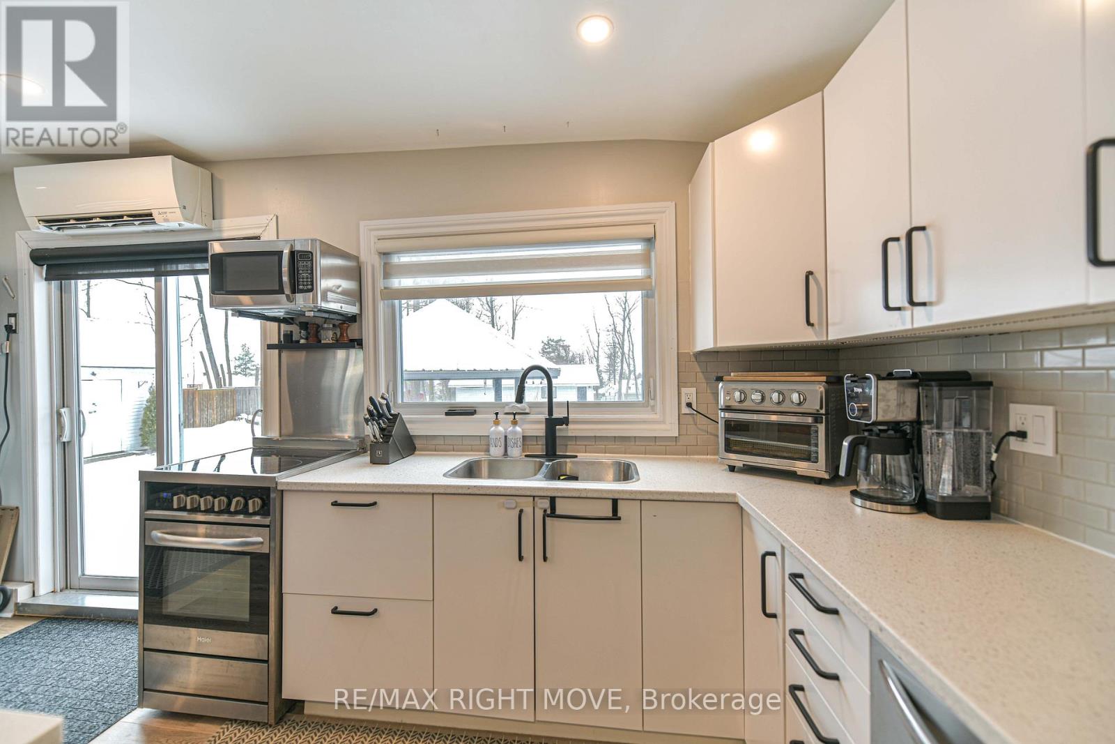 46 Osborne Street, Tay, Ontario  L0K 2A0 - Photo 18 - S12907660