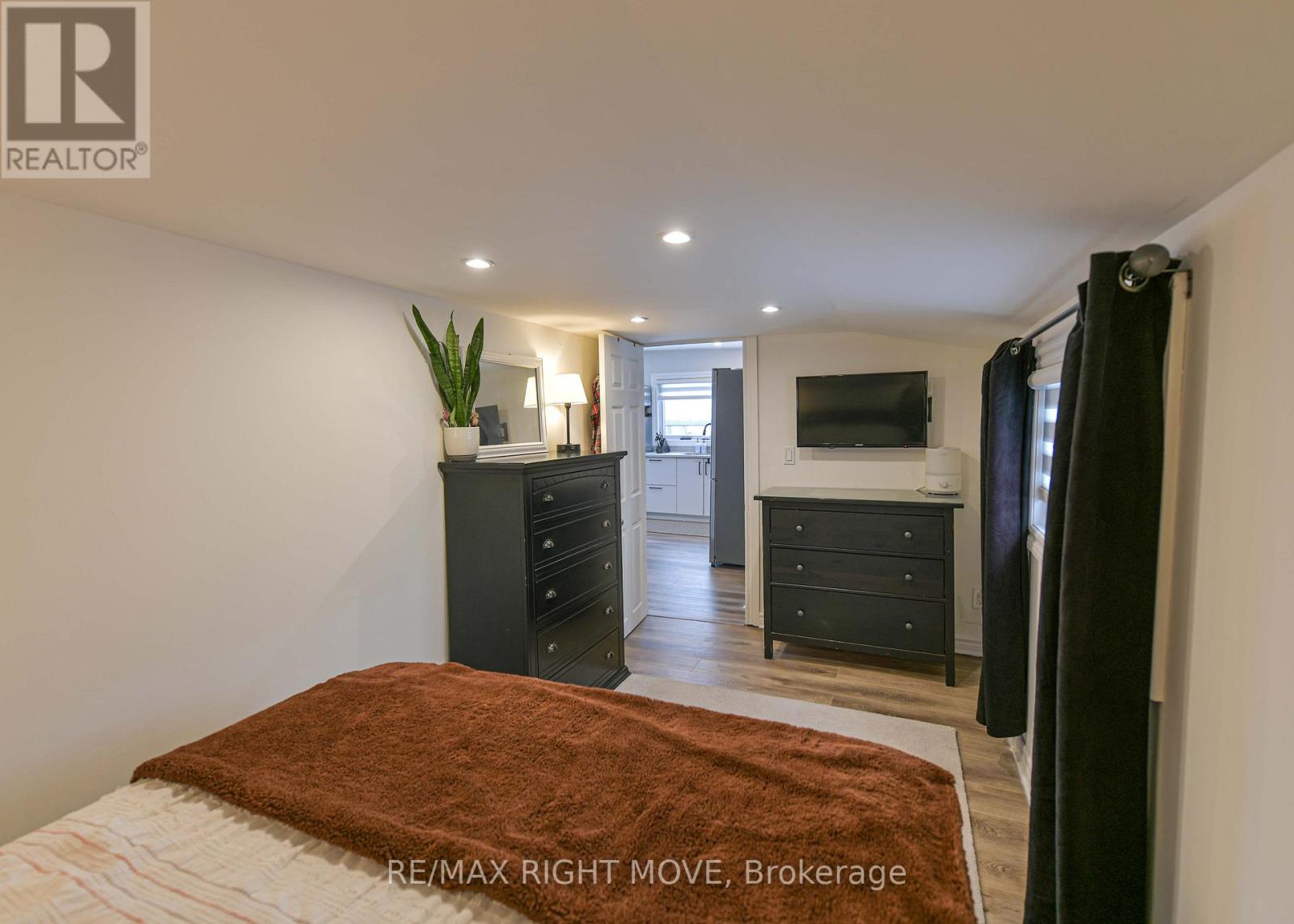 46 Osborne Street, Tay, Ontario  L0K 2A0 - Photo 31 - S12907660