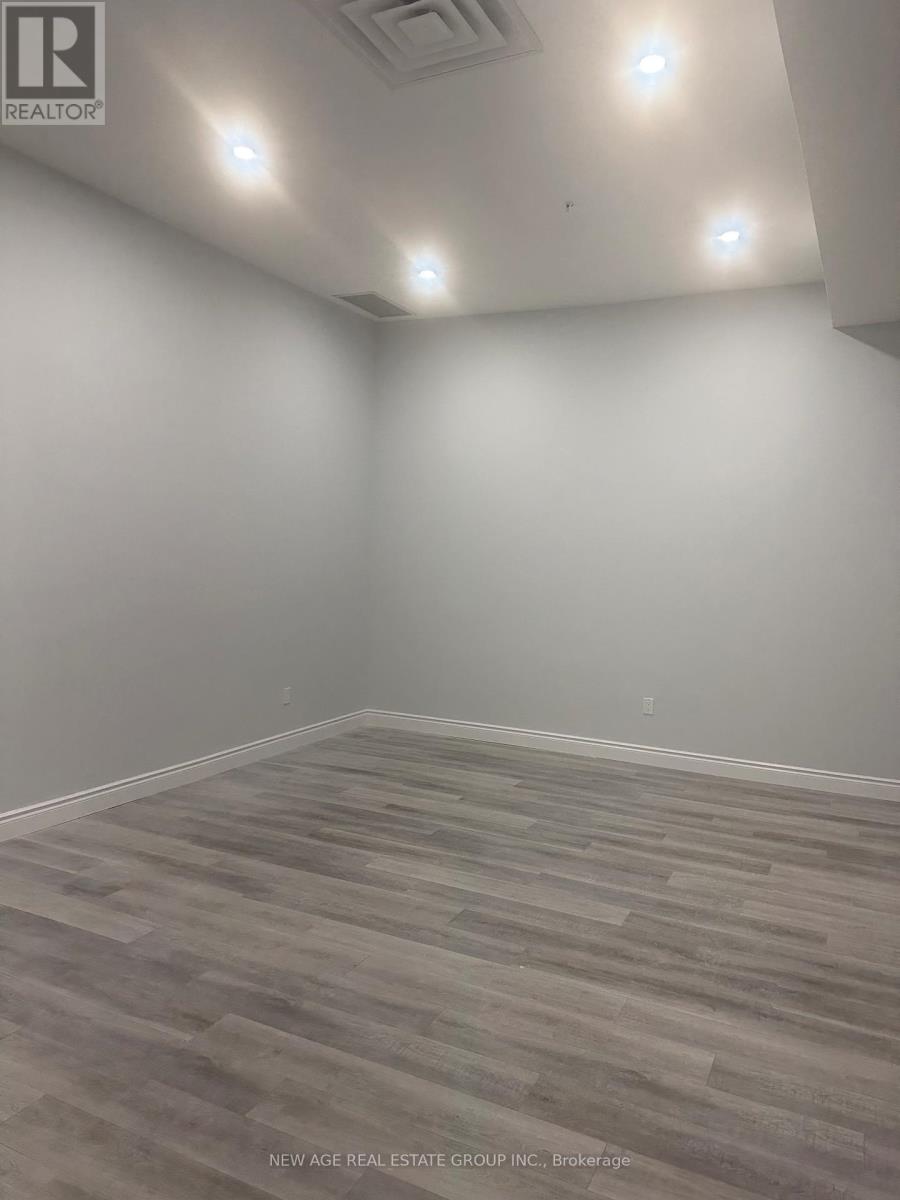 5-208 - 15 Brownridge Road, Halton Hills, Ontario  L7G 0C6 - Photo 2 - W12907672