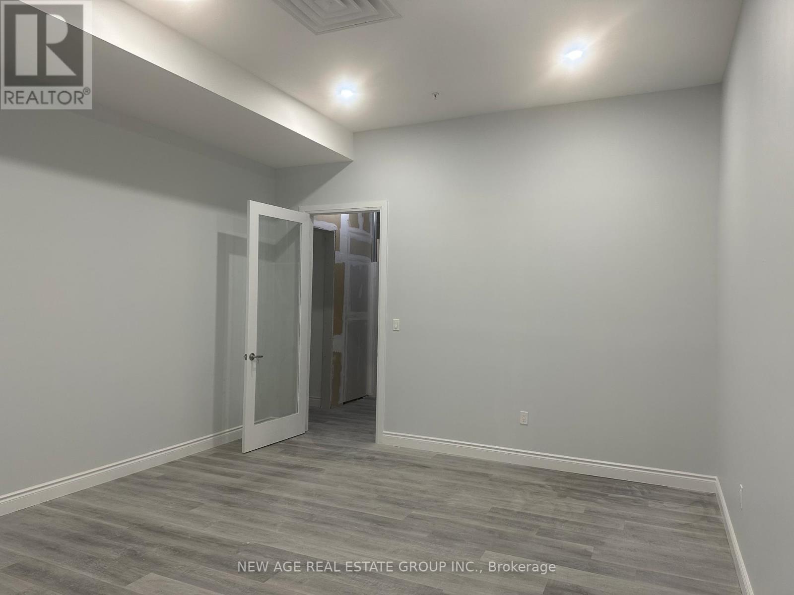 5-208 - 15 Brownridge Road, Halton Hills, Ontario  L7G 0C6 - Photo 3 - W12907672