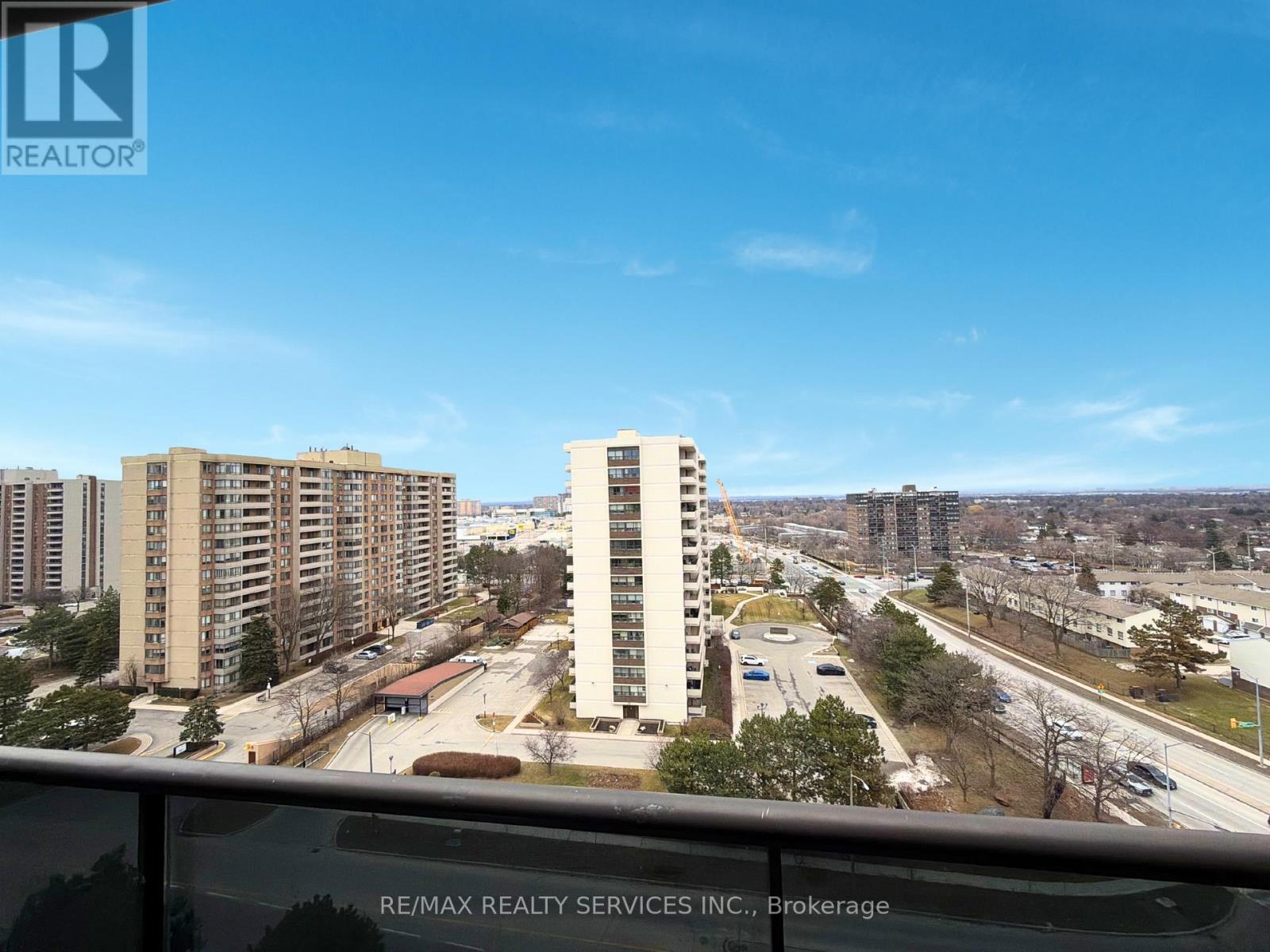 1401 - 4 Lisa Street, Brampton, Ontario  L6T 4B6 - Photo 10 - W12869540