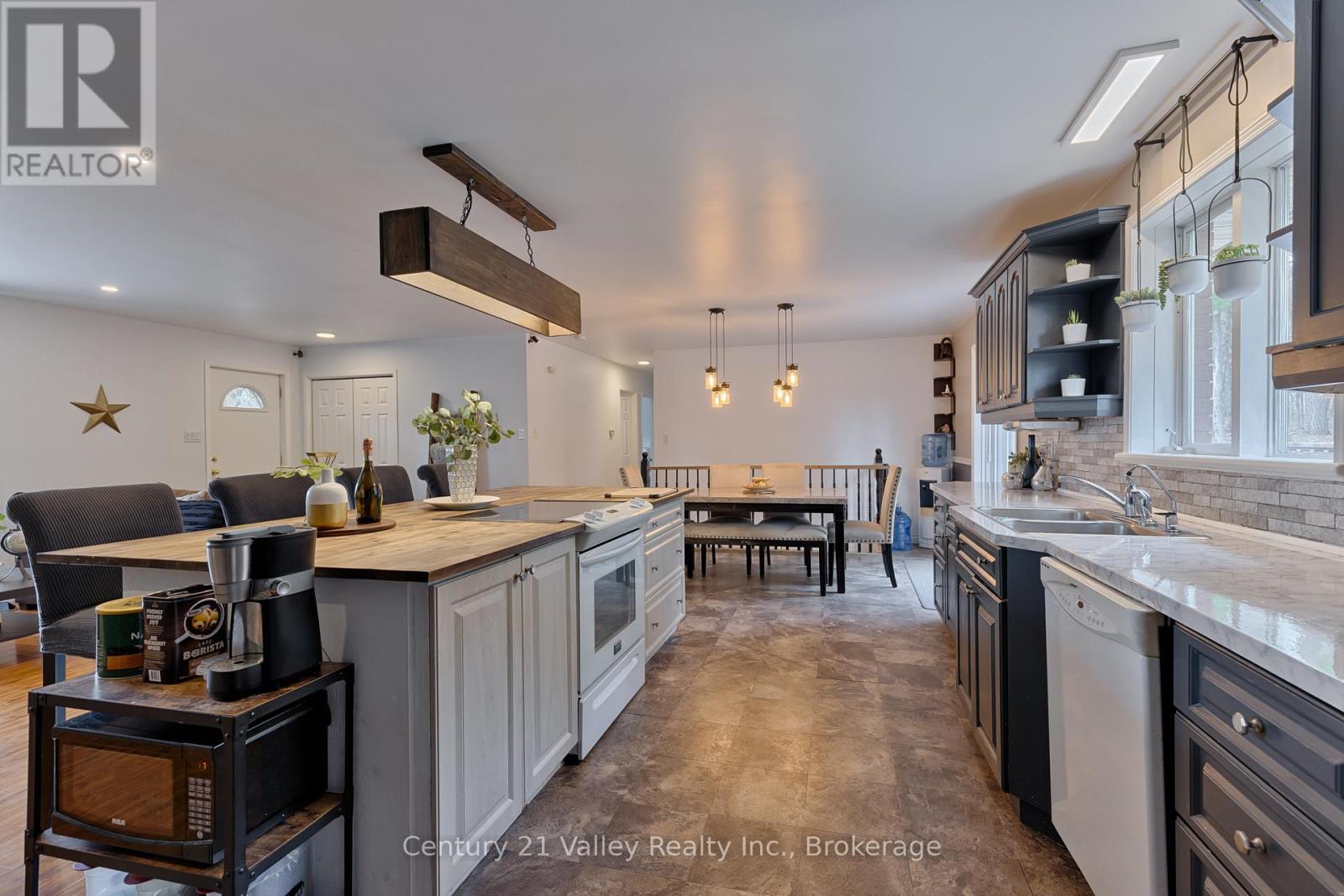 754 Crooked Rapids Road N, North Algona Wilberforce, Ontario  K0J 1T0 - Photo 8 - X12016527