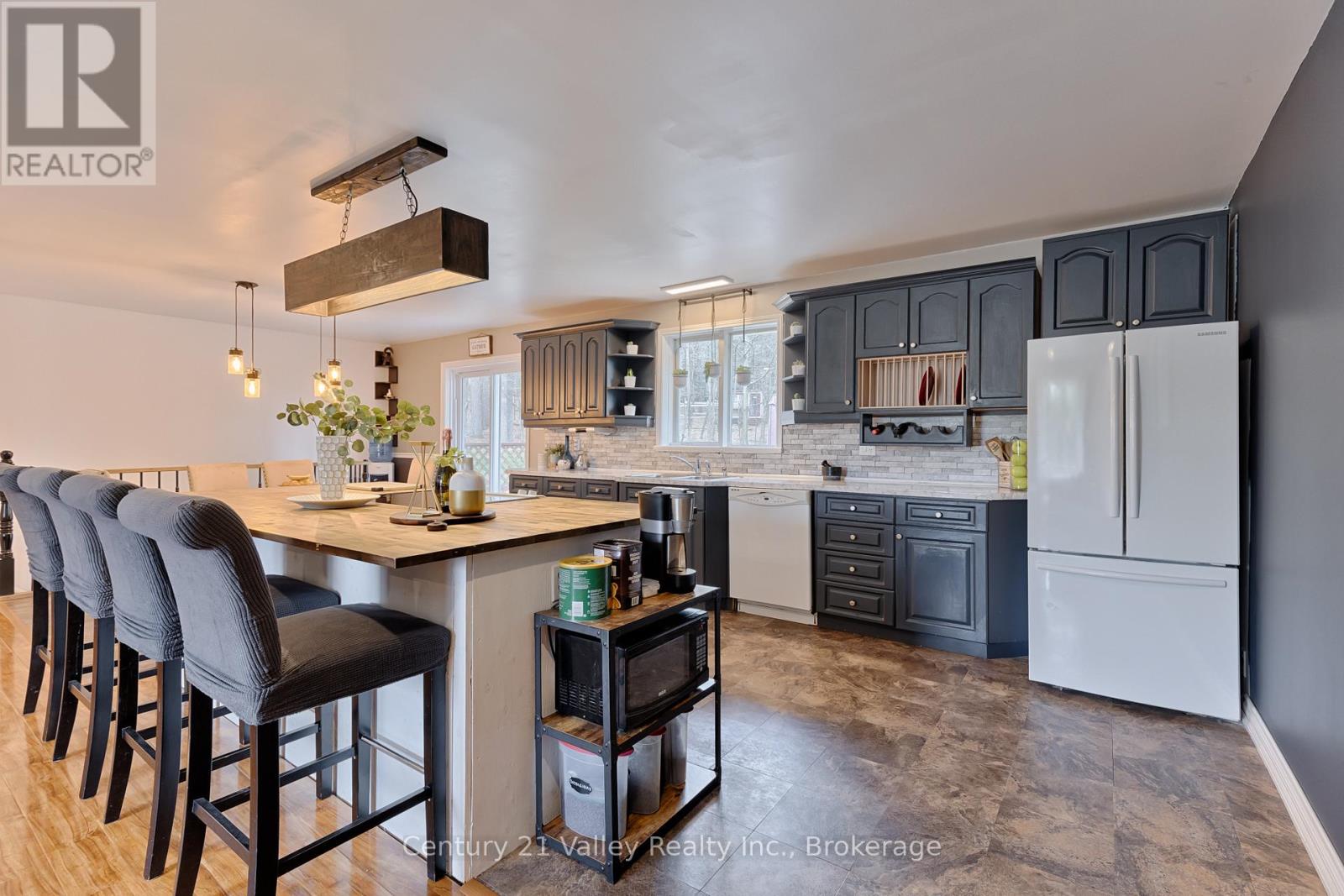 754 Crooked Rapids Road N, North Algona Wilberforce, Ontario  K0J 1T0 - Photo 7 - X12016527