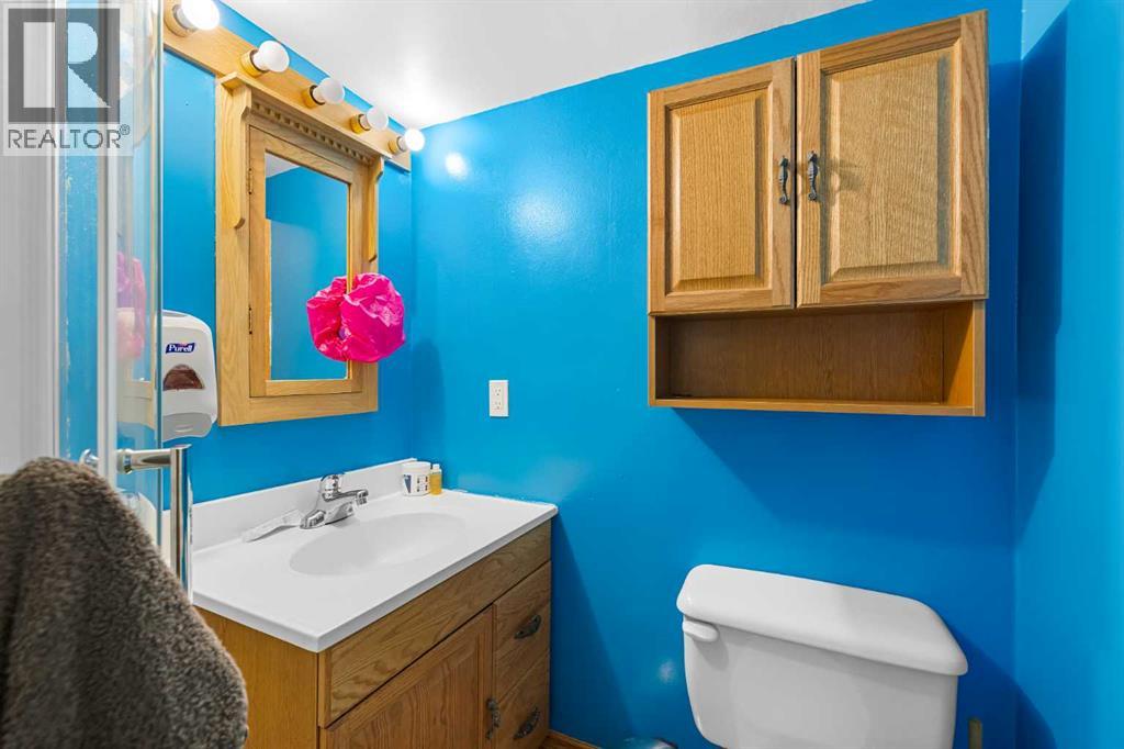 1016 Hunterdale Place Nw, Calgary, Alberta  T2Z 4R7 - Photo 29 - A2279676