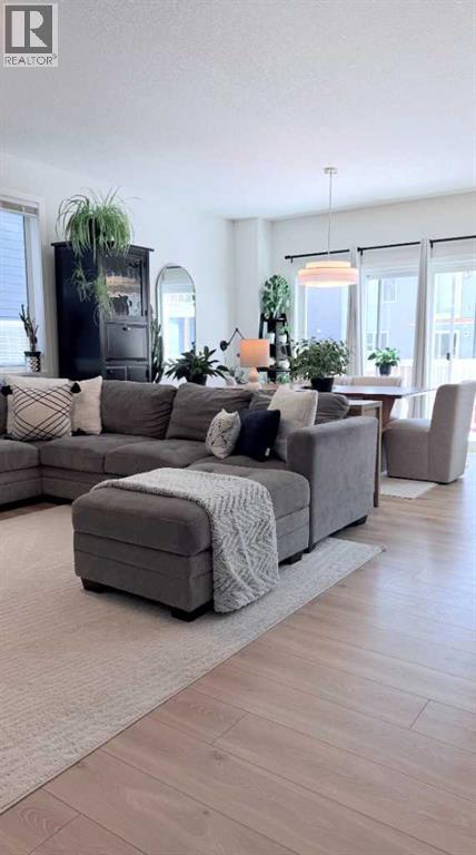 831 Bayview Terrace Sw, Airdrie, Alberta  T4B 4G2 - Photo 9 - A2295427