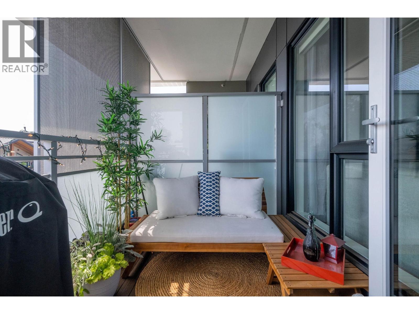 404 1061 Marine Drive, North Vancouver, British Columbia  V7P 1S6 - Photo 25 - R3099071