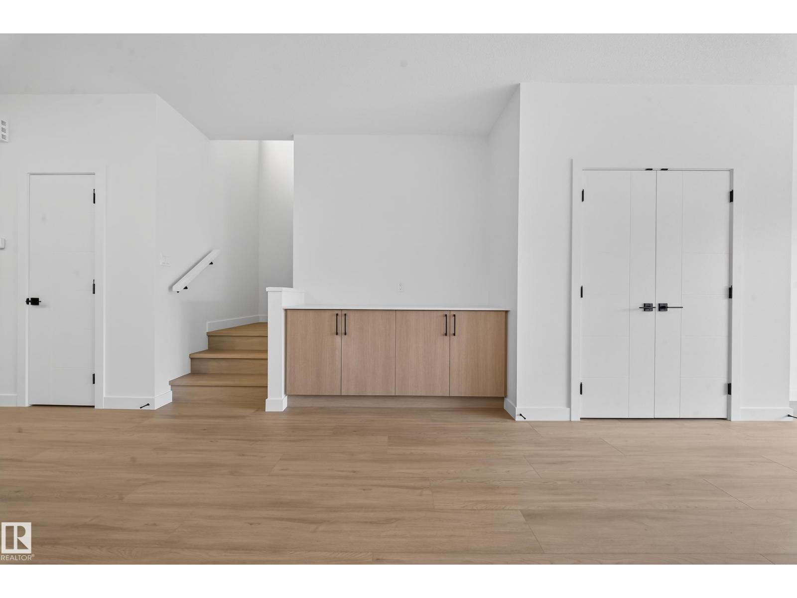 3734 Erlanger Dr Nw, Edmonton, Alberta  T6M 3G5 - Photo 10 - E4478643