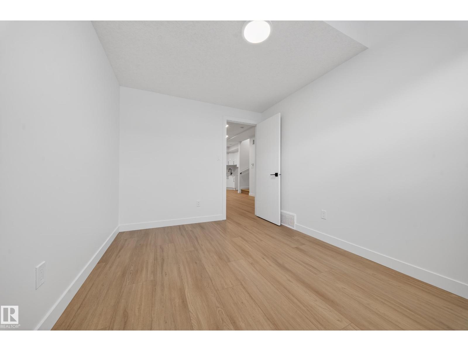 3734 Erlanger Dr Nw, Edmonton, Alberta  T6M 3G5 - Photo 43 - E4478643