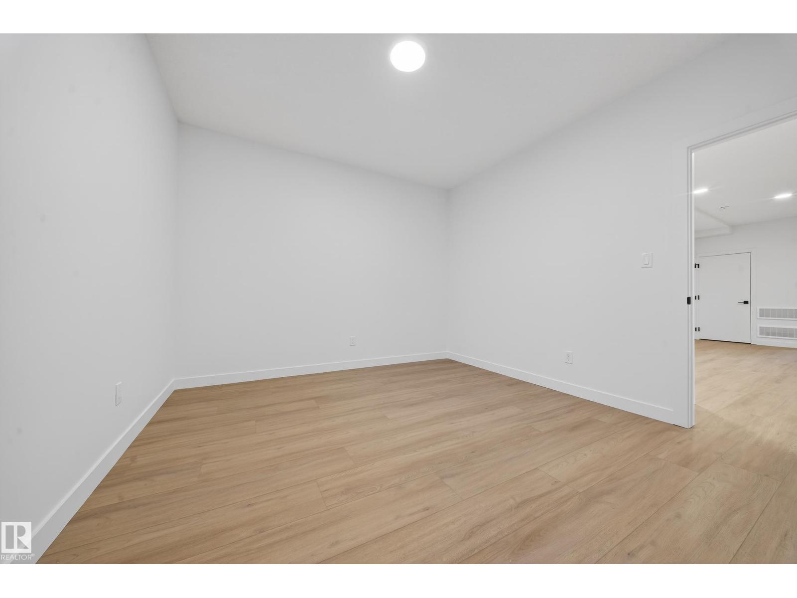 3734 Erlanger Dr Nw, Edmonton, Alberta  T6M 3G5 - Photo 47 - E4478643