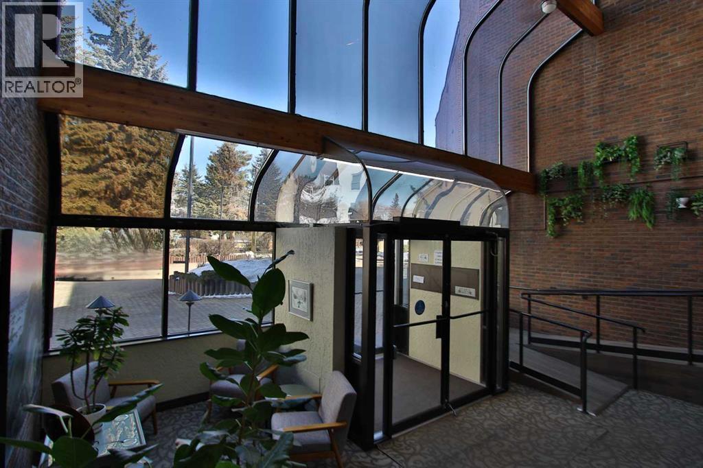 105, 5144 45 Avenue, Red Deer, Alberta  T4N 3L3 - Photo 25 - A2295386