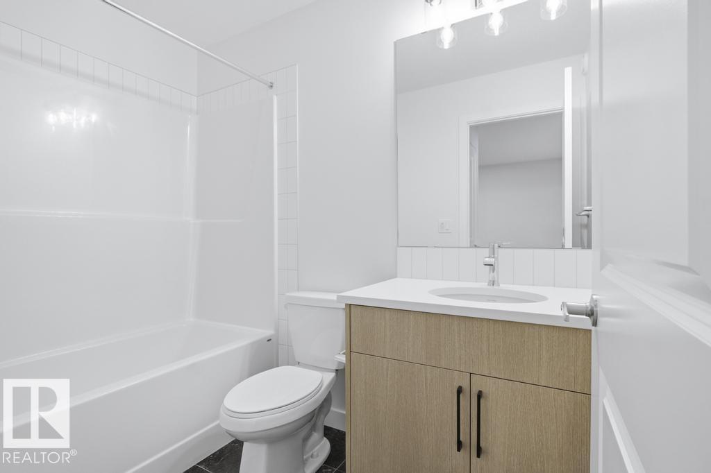 3763 Erlanger Dr Nw, Edmonton, Alberta  T6M 1R9 - Photo 12 - E4478644