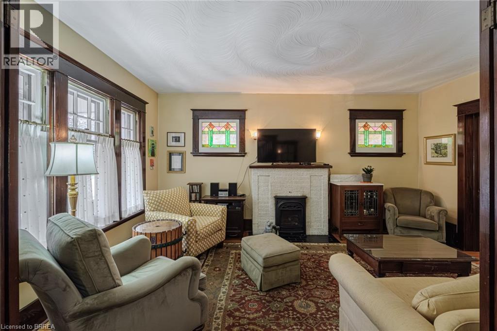 37 Egerton Street, Brantford, Ontario  N3T 4L4 - Photo 7 - 40813997