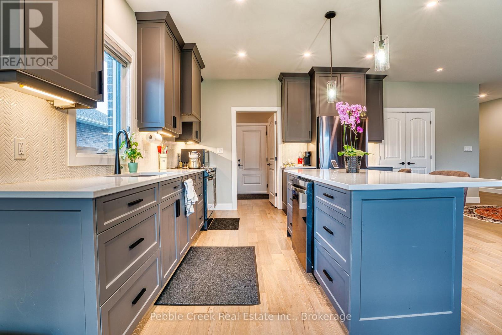 182 Shearwater Trail, Goderich, Ontario  N7A 0C3 - Photo 9 - X12905964