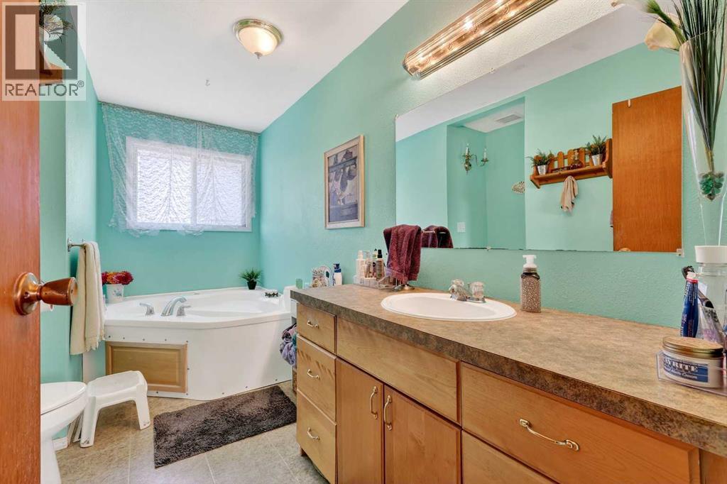 119 3 Avenue W, Hussar, Alberta  T0J 1S0 - Photo 26 - A2290753