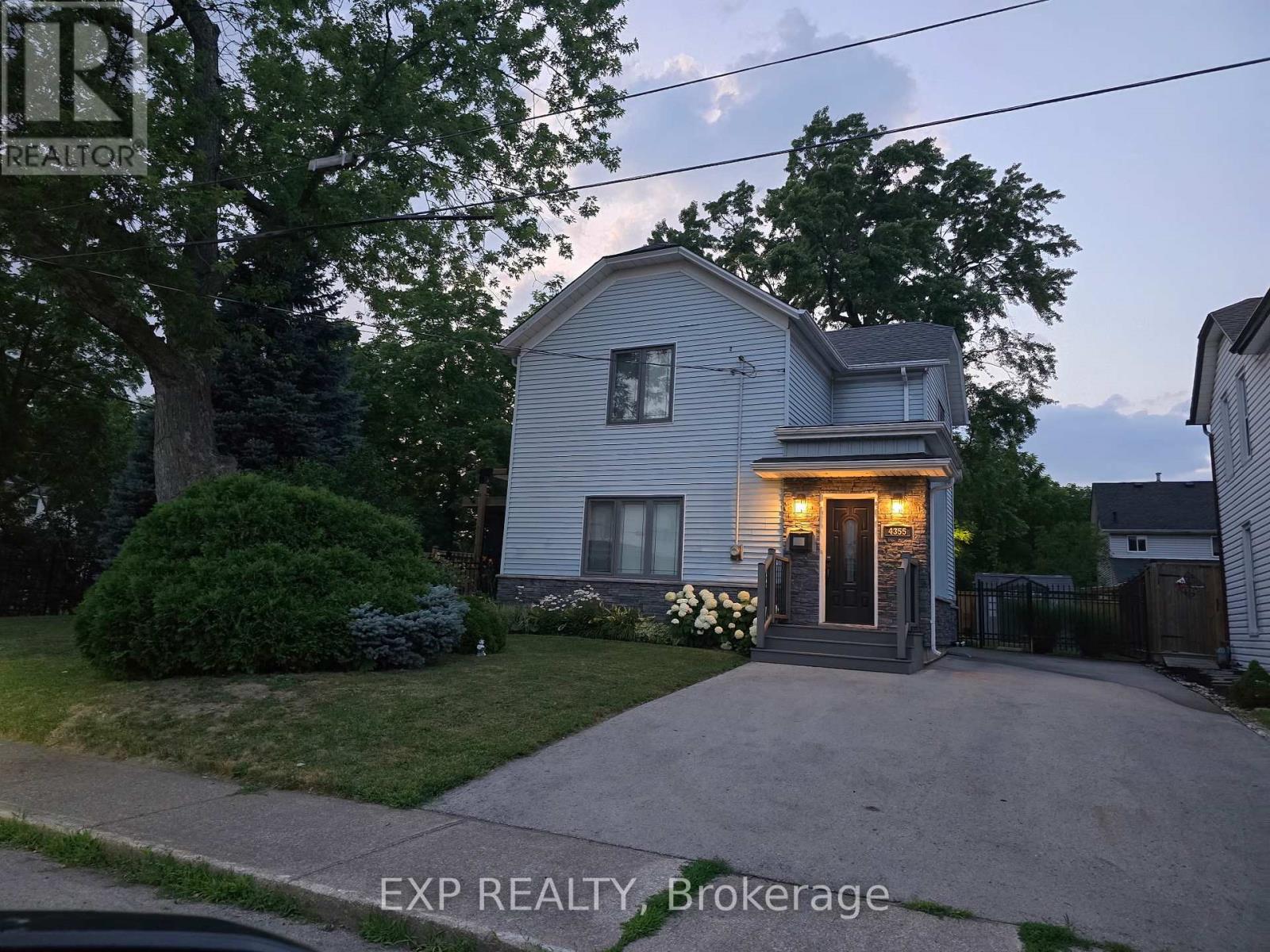 4355 SIMCOE STREET, Niagara Falls, Ontario