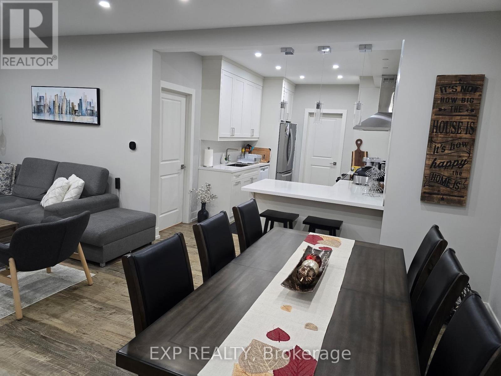 4355 Simcoe Street, Niagara Falls, Ontario  L2E 1T5 - Photo 4 - X12907688