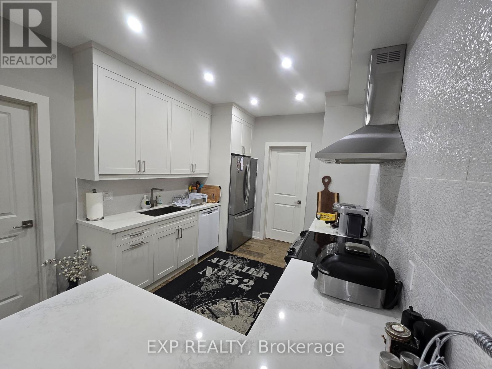 4355 Simcoe Street, Niagara Falls, Ontario  L2E 1T5 - Photo 9 - X12907688