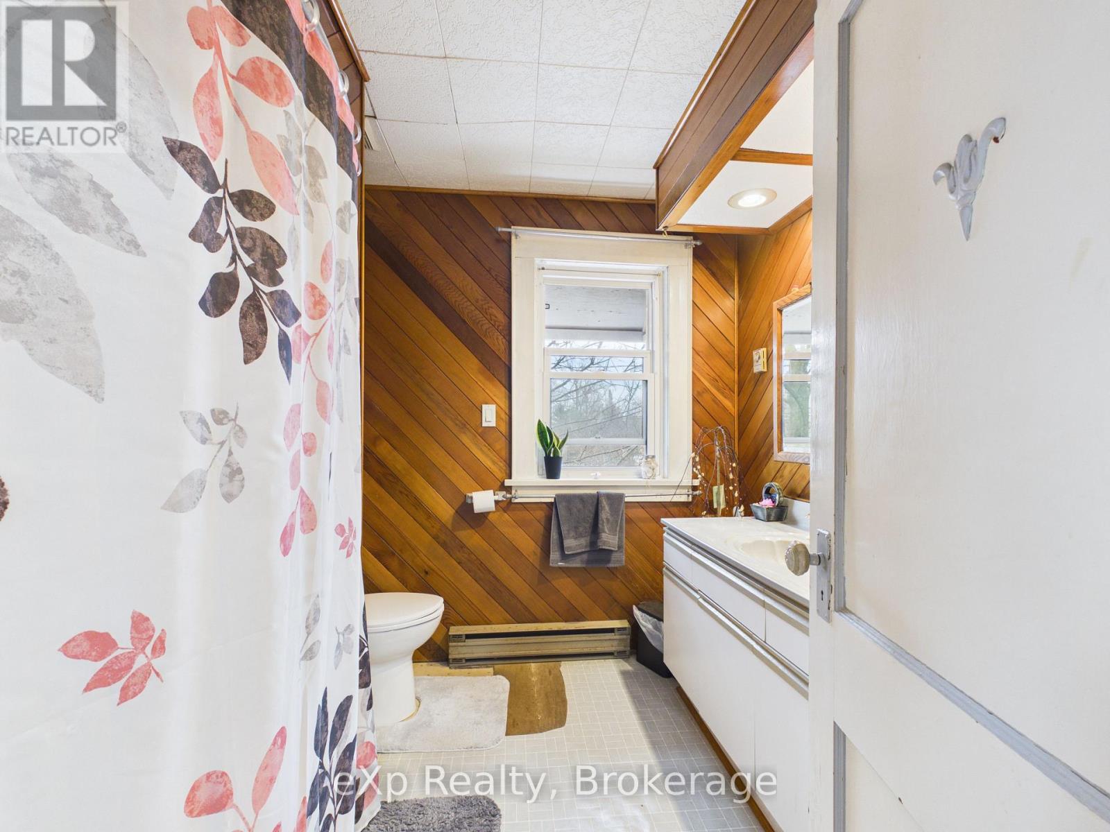 154 6th Avenue Sw, Arran-Elderslie, Ontario  N0G 1L0 - Photo 14 - X12907684