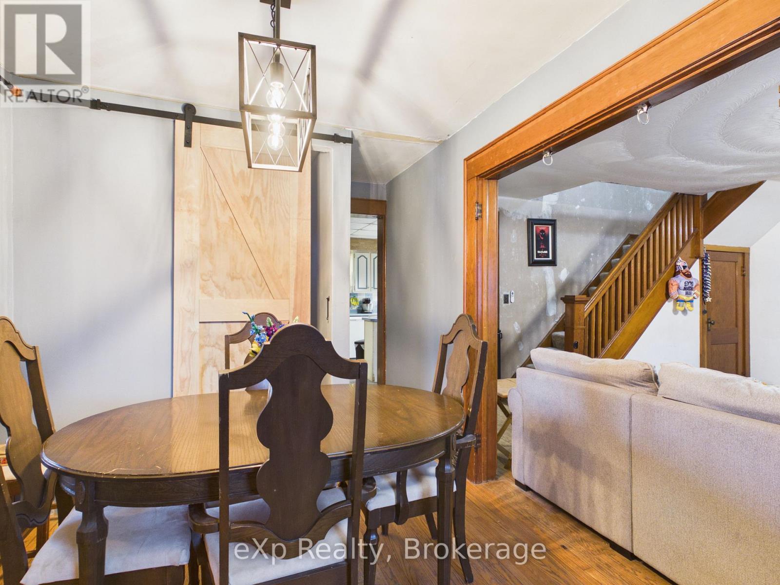 154 6th Avenue Sw, Arran-Elderslie, Ontario  N0G 1L0 - Photo 6 - X12907684