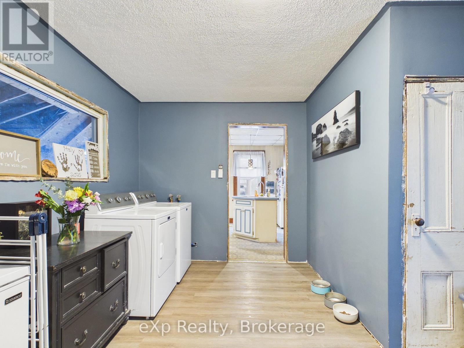 154 6th Avenue Sw, Arran-Elderslie, Ontario  N0G 1L0 - Photo 8 - X12907684