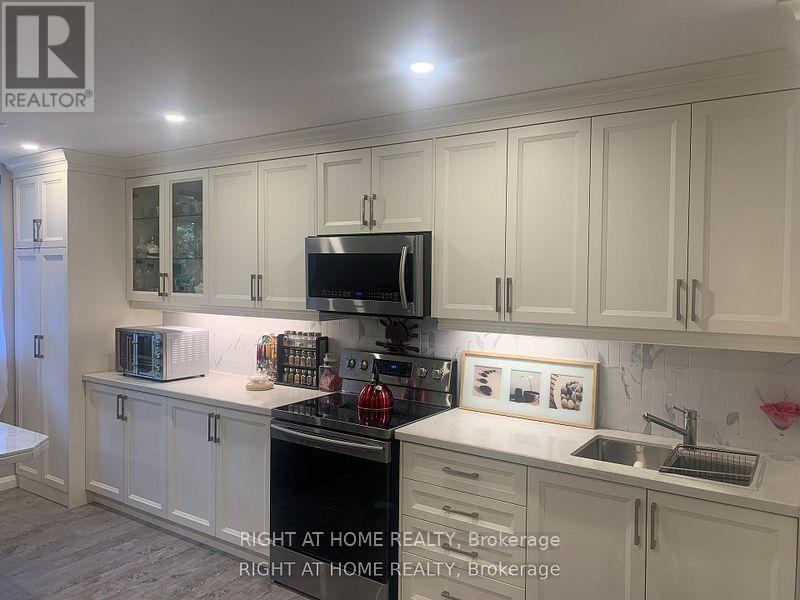 208 - 100 DUNDALK DRIVE, Toronto, Ontario