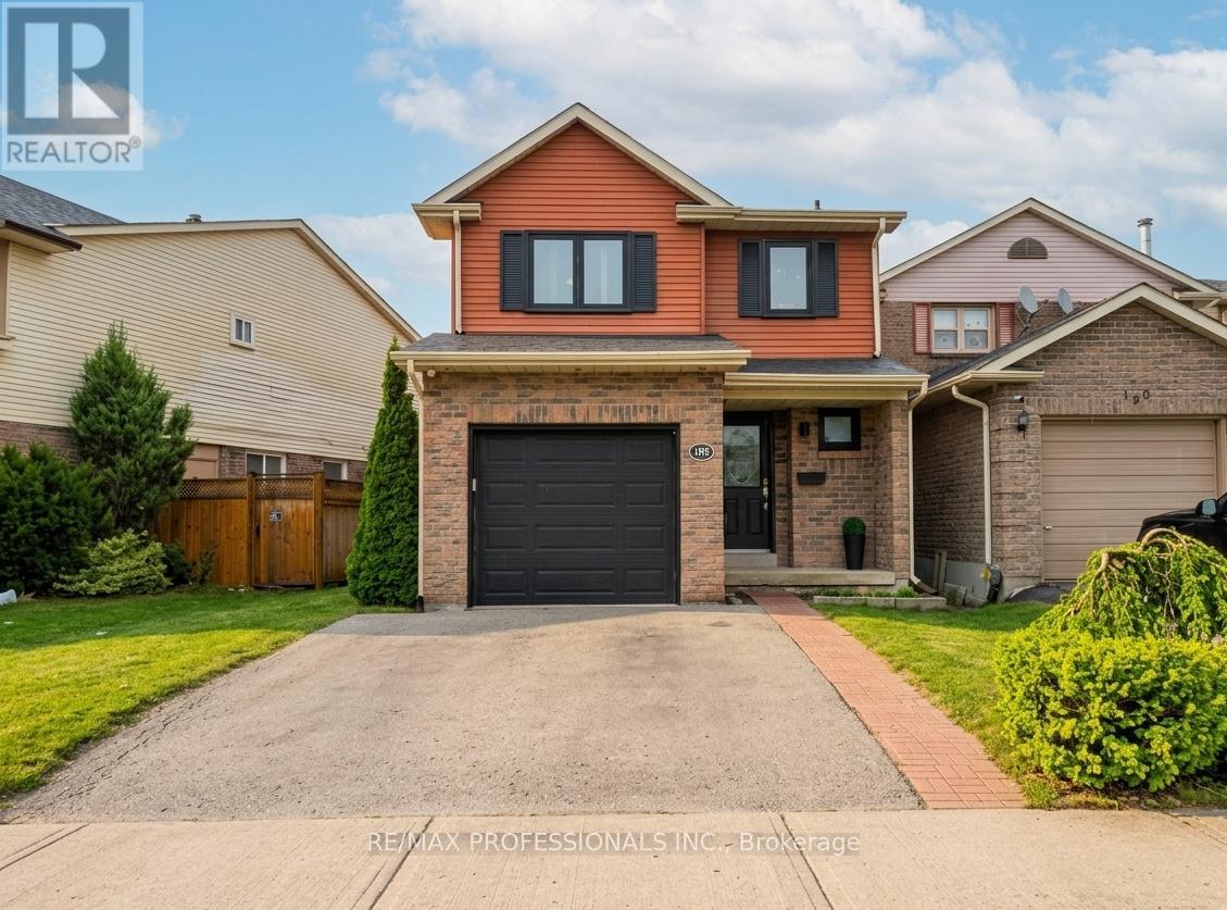 188 LISA CRESCENT, Vaughan, Ontario