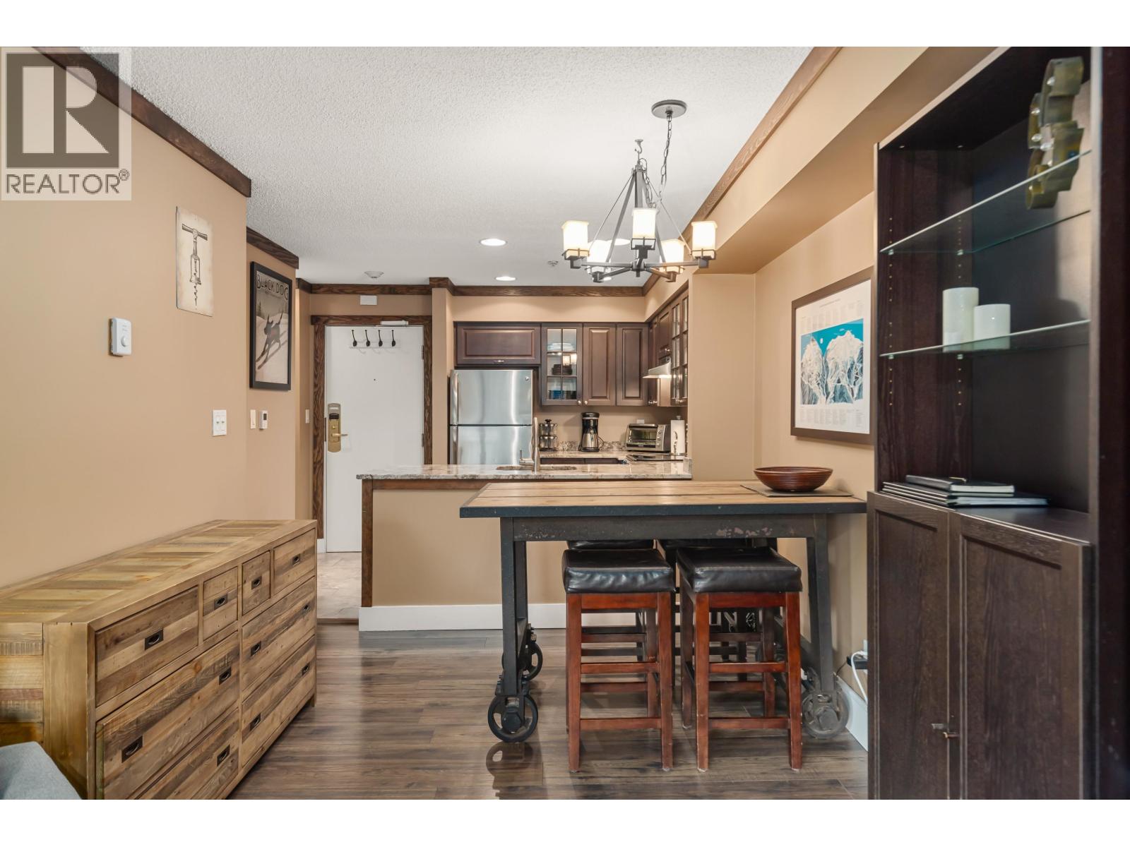 207 2050 Lake Placid Road, Whistler, British Columbia V8E 0A8 - Photo 6 - R3078101