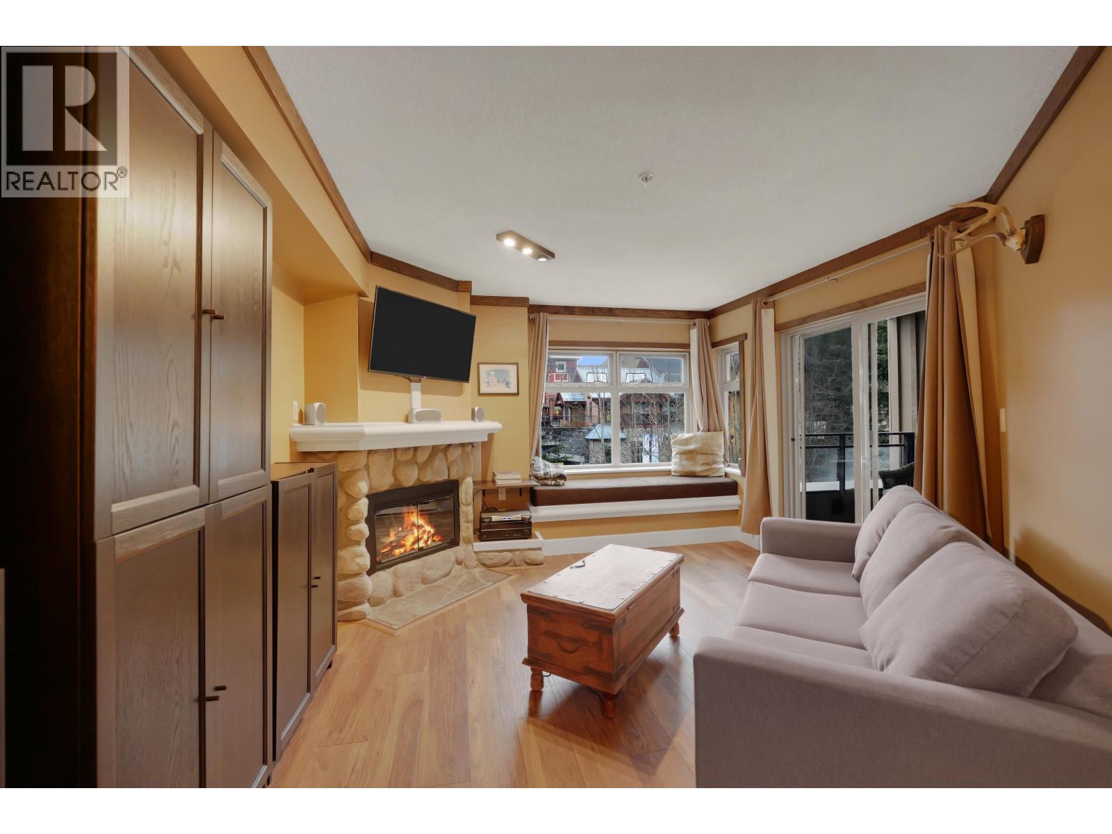 207 2050 Lake Placid Road, Whistler, British Columbia V8E 0A8 - Photo 11 - R3078101