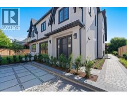 <div class="price">$2,288,000</div> 6853 Cypress Street, Vancouver<br><div style="margin-bottom:8px;"><small>Royal Pacific Realty Corp.</small></div><div class='bed_bath'>3 Bed | 3 Bath</div>